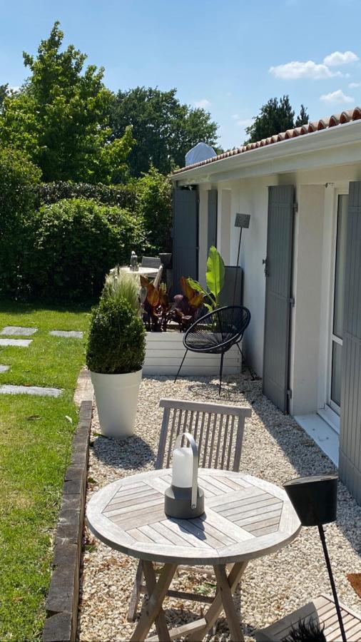 Le Temps Des Hotes Vertou Kültér fotó